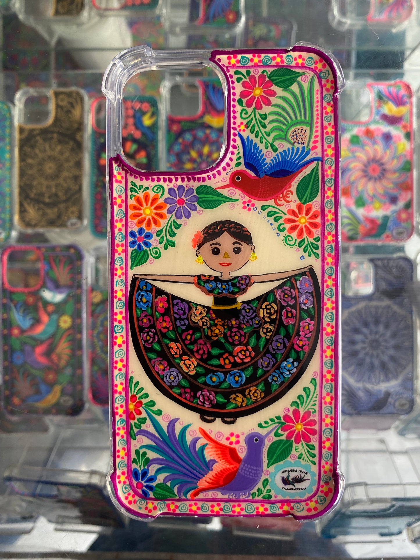 muñequita vestimenta tradicional de Chiapas (funda de iPhone)